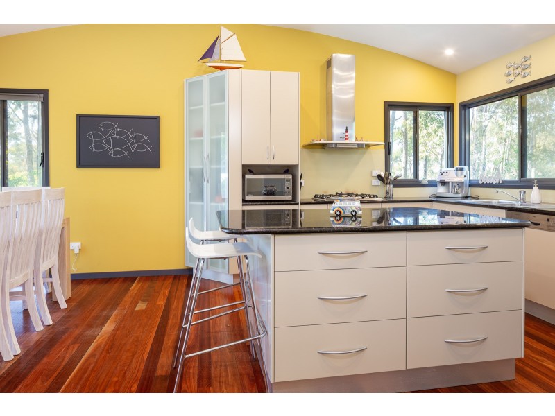 4 Dale Place, Rosedale NSW 2536