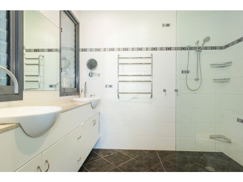 4 Dale Place, Rosedale NSW 2536