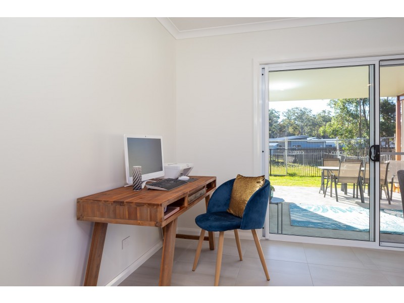 27 Woolabar Drive, Broulee NSW 2537