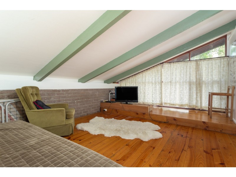 1 Pacific Street, Mossy Point NSW 2537