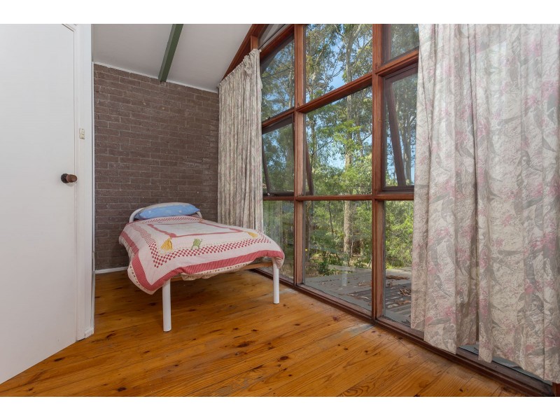 1 Pacific Street, Mossy Point NSW 2537