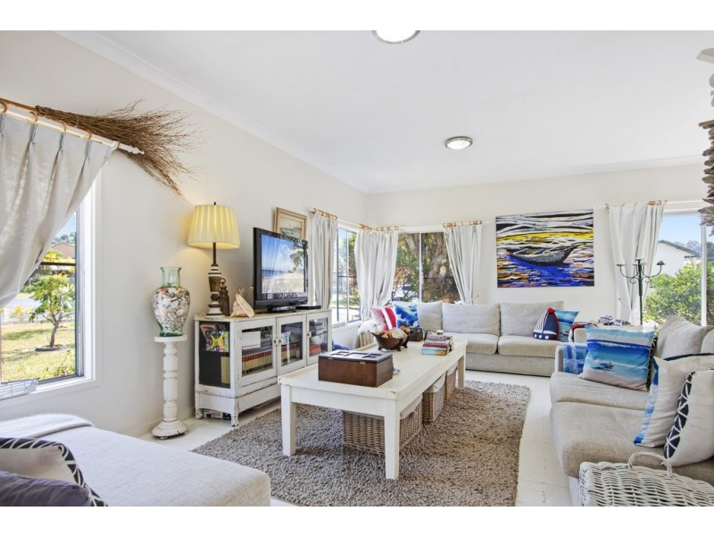 46 Tasman Street, Surf Beach NSW 2536