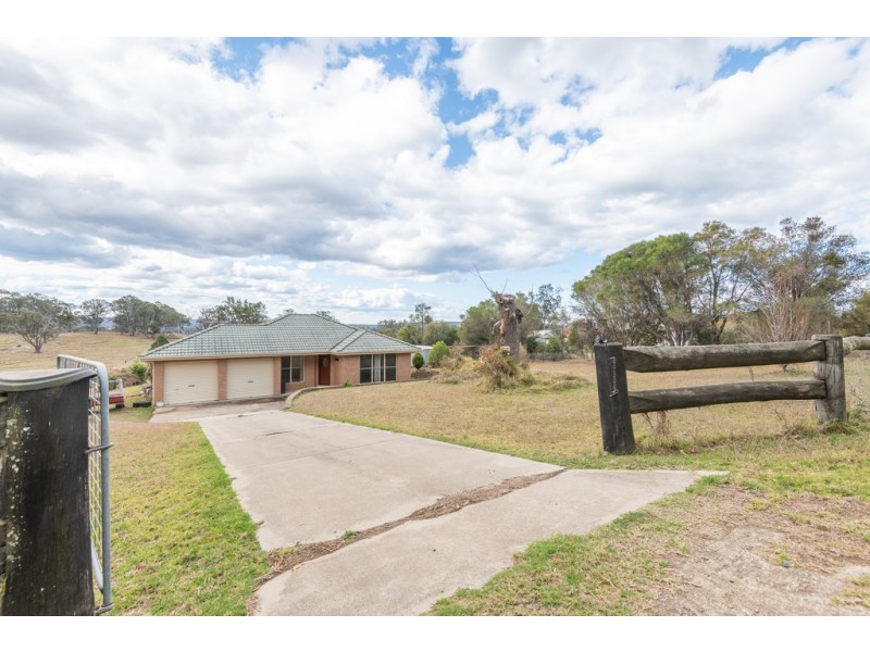 27 Maluka Avenue, Moruya NSW 2537