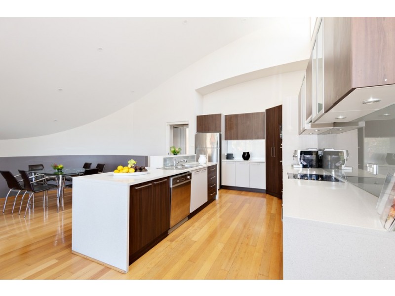 2/3A Garagarang Street, Malua Bay NSW 2536