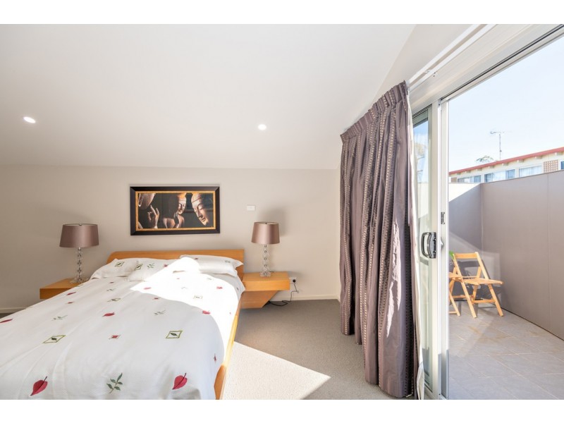 2/3A Garagarang Street, Malua Bay NSW 2536