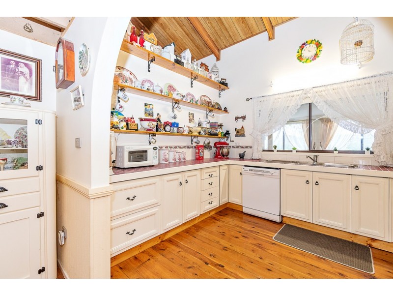 21 Waincourt Road, Bodalla NSW 2545