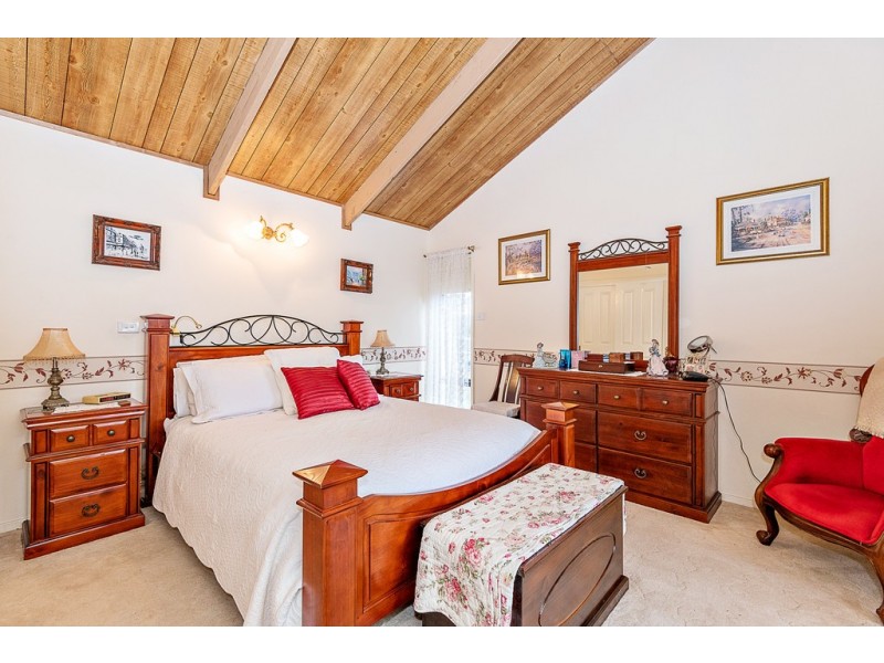 21 Waincourt Road, Bodalla NSW 2545