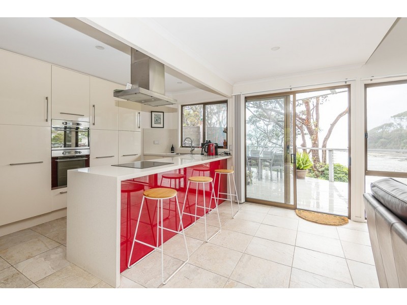 76 Iluka Avenue, Malua Bay NSW 2536