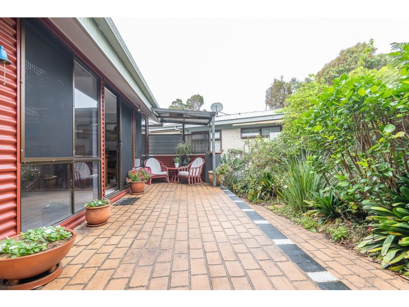 76 Iluka Avenue, Malua Bay NSW 2536