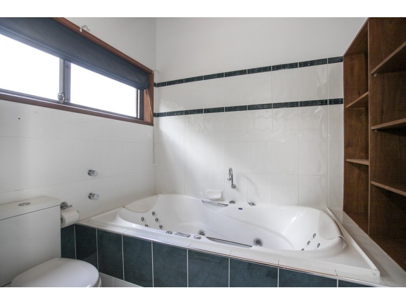 236 George Bass Drive, Lilli Pilli NSW 2536