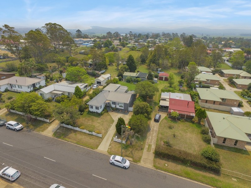 16 Campbell Street, Moruya NSW 2537