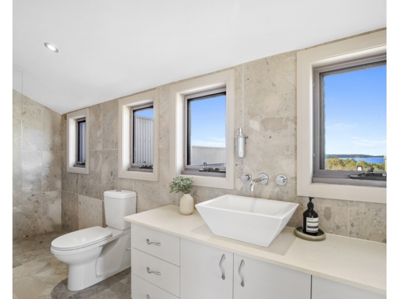 21 Mary Place, Long Beach NSW 2536