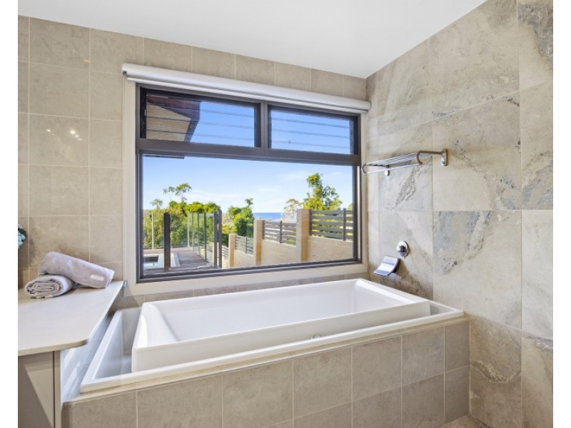 21 Mary Place, Long Beach NSW 2536