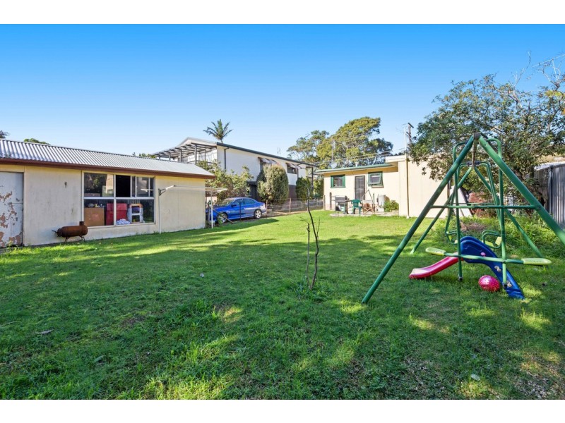 42 Yugura Street, Malua Bay NSW 2536