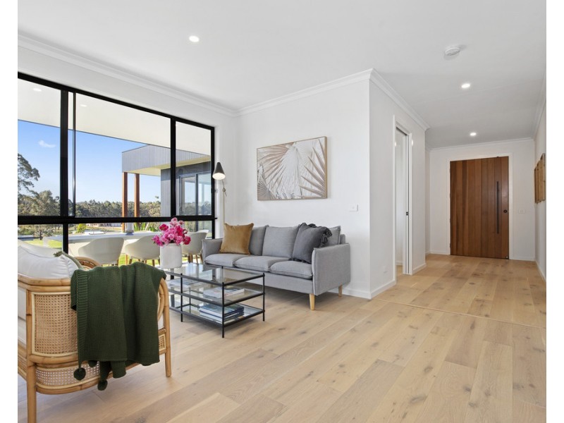 1 Clearwater Terrace, Mossy Point NSW 2537