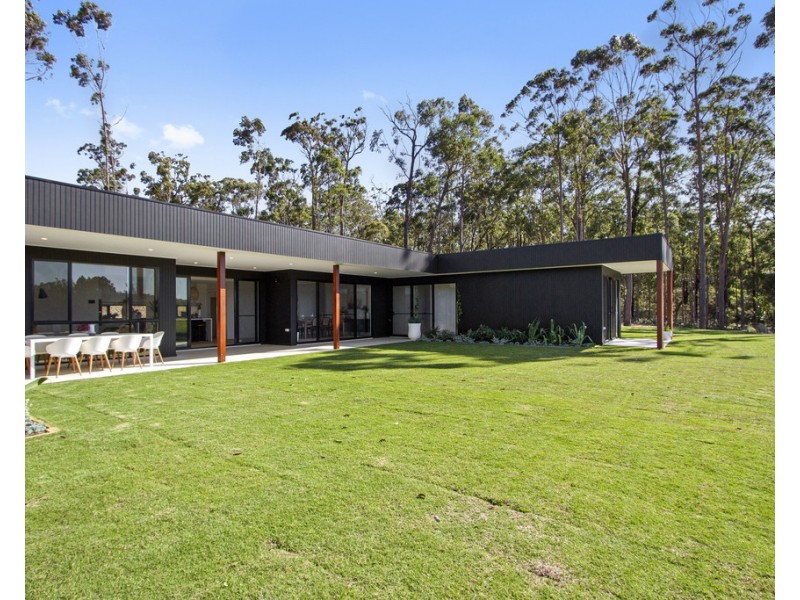 1 Clearwater Terrace, Mossy Point NSW 2537