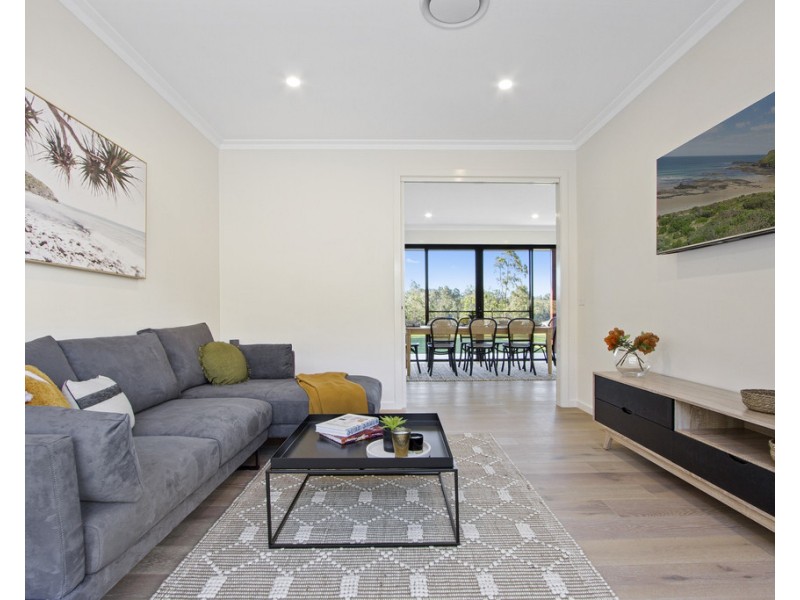 1 Clearwater Terrace, Mossy Point NSW 2537