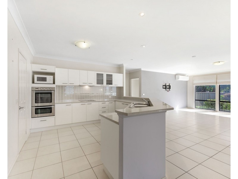 2 Peninsula Drive, North Batemans Bay NSW 2536