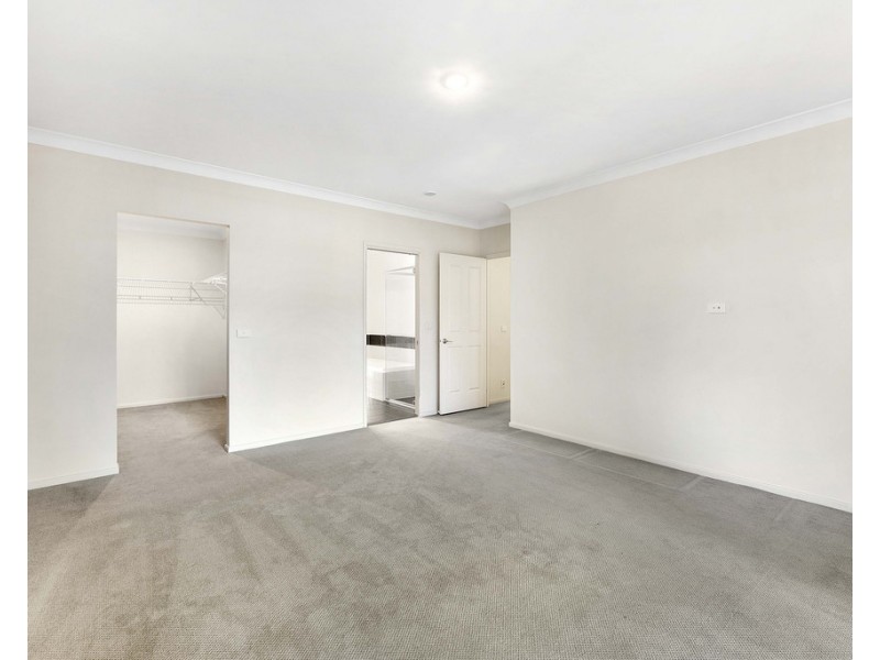2 Peninsula Drive, North Batemans Bay NSW 2536
