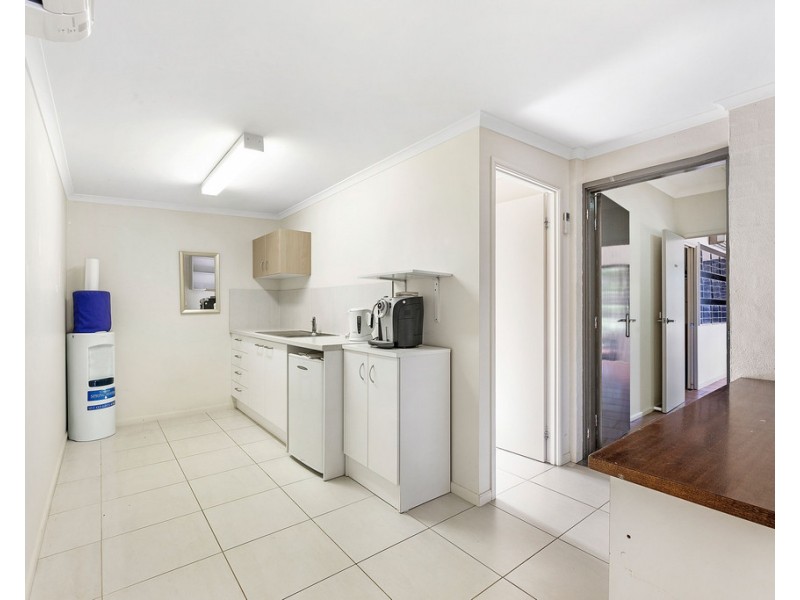2 Peninsula Drive, North Batemans Bay NSW 2536