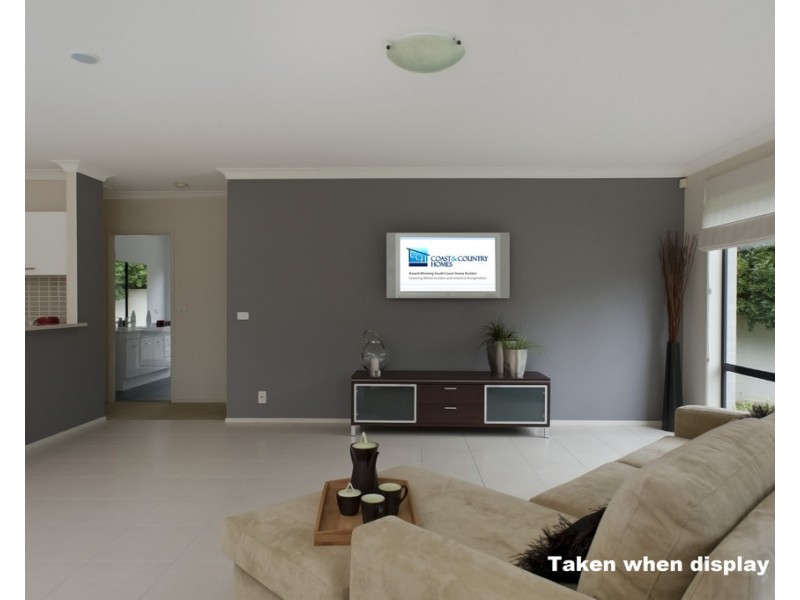 2 Peninsula Drive, North Batemans Bay NSW 2536