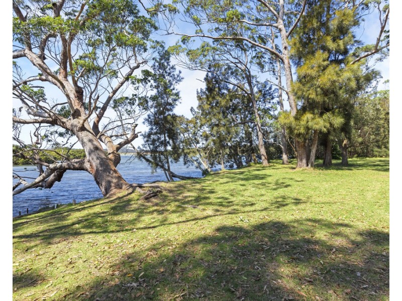 20 Connells Close, Mossy Point NSW 2537
