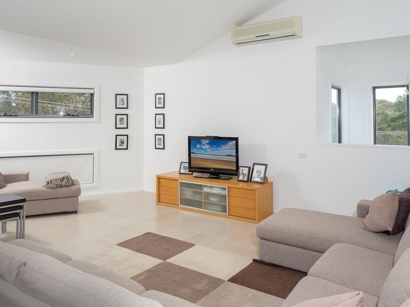 1/12 Tallawang Avenue, Malua Bay NSW 2536