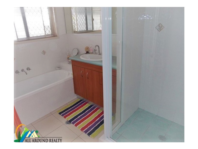 293 Nukku North Road, Blackbutt QLD 4306