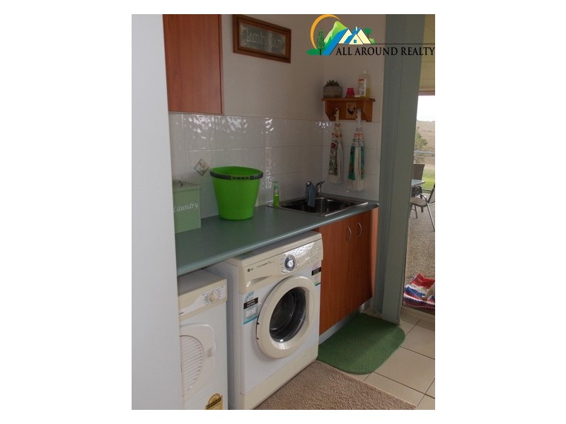 293 Nukku North Road, Blackbutt QLD 4306