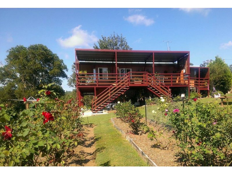 106 Hardgrave Road, Benarkin North QLD 4306