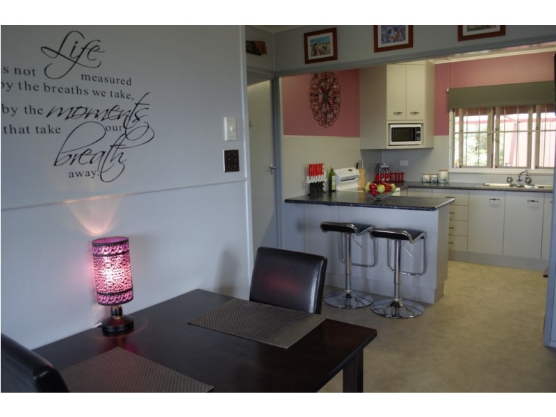 106 Hardgrave Road, Benarkin North QLD 4306