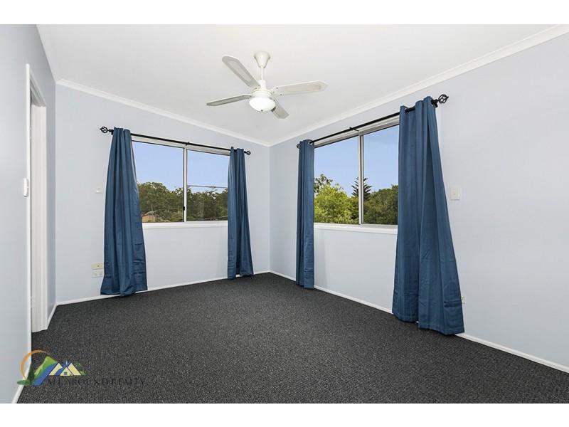 16 Illoura street, Petrie QLD 4502