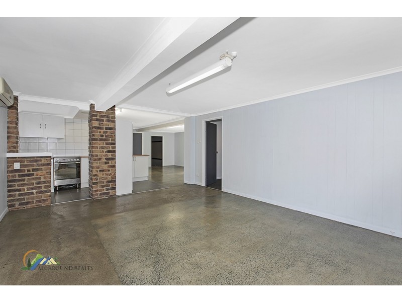 16 Illoura street, Petrie QLD 4502