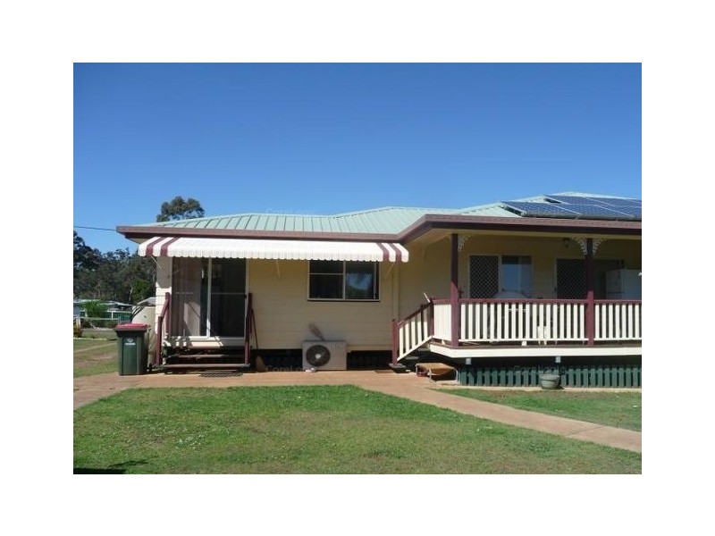 6 Fern Street, Blackbutt QLD 4306