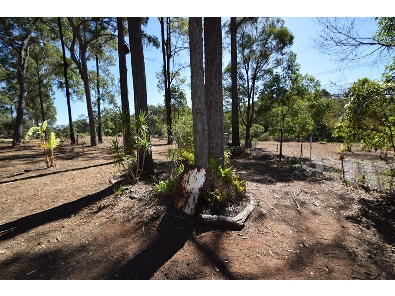 81 Grant Road, Benarkin North QLD 4306