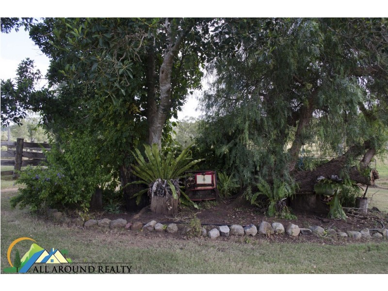 54 Gibsons Road, Yarraman QLD 4614