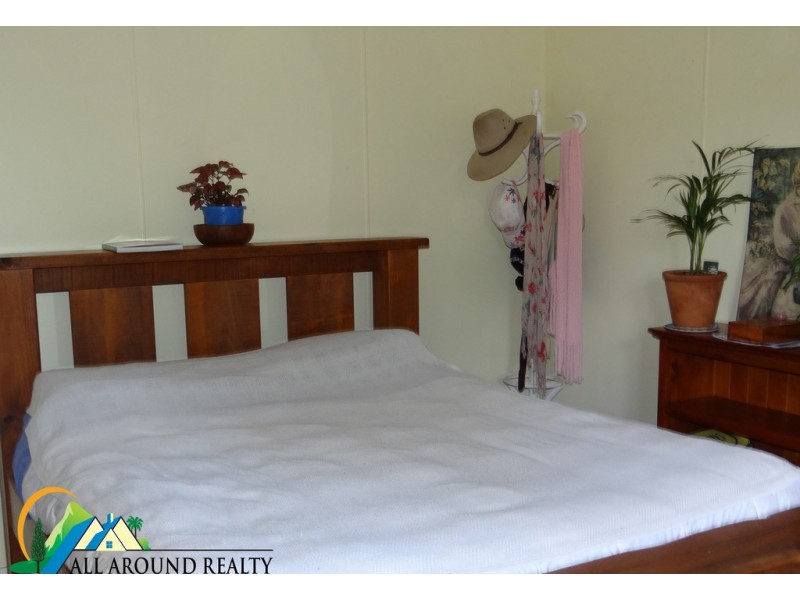 54 Gibsons Road, Yarraman QLD 4614