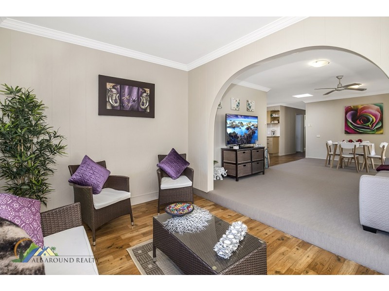 10 Cormorant Street, Bongaree QLD 4507