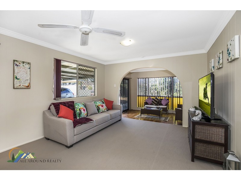 10 Cormorant Street, Bongaree QLD 4507