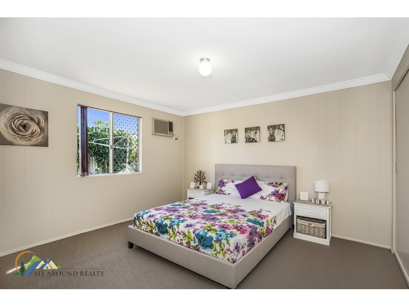 10 Cormorant Street, Bongaree QLD 4507