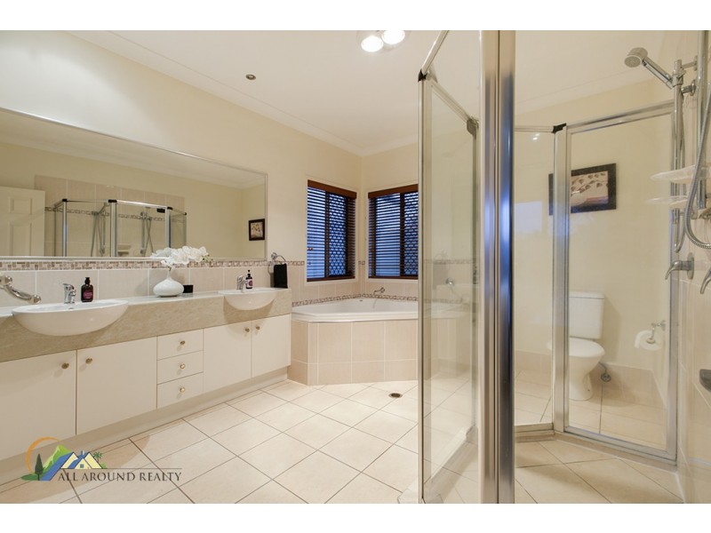 9 Aspect Place, Narangba QLD 4504