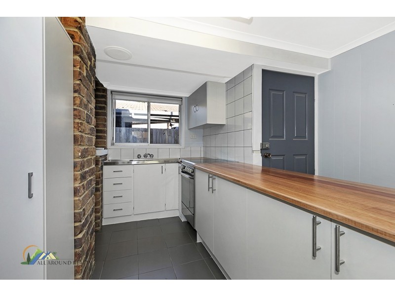 16B Illoura Street, Petrie QLD 4502