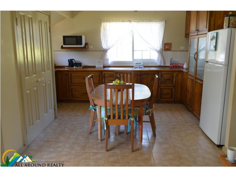 56 Gibson Road, Benarkin North QLD 4306