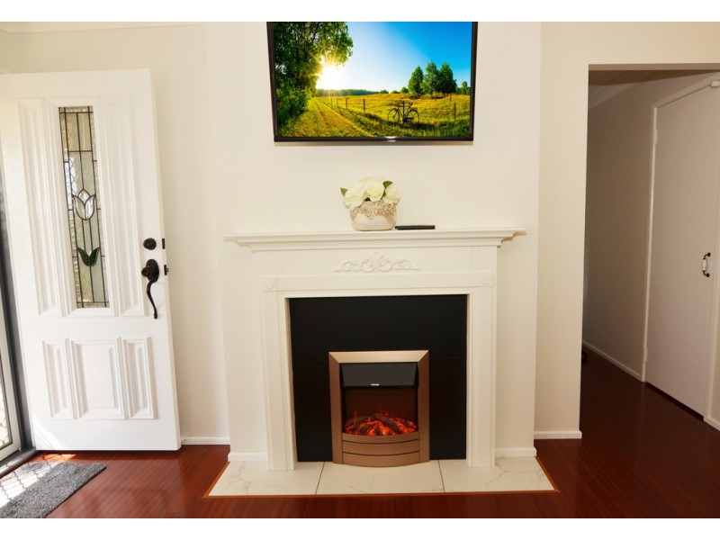 13 Muir Street, Blackbutt QLD 4306