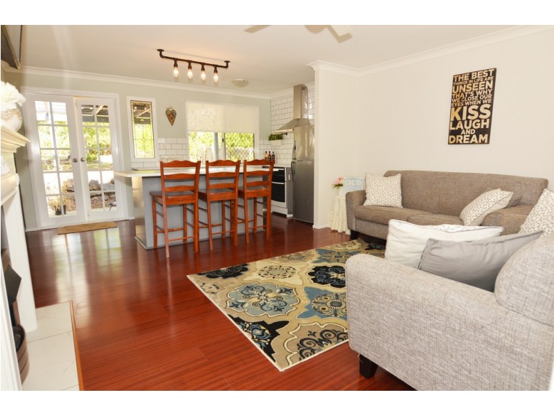 13 Muir Street, Blackbutt QLD 4306