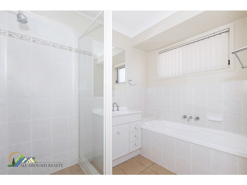 5 Mowbray Court, Kallangur QLD 4503