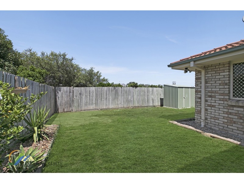 5 Mowbray Court, Kallangur QLD 4503