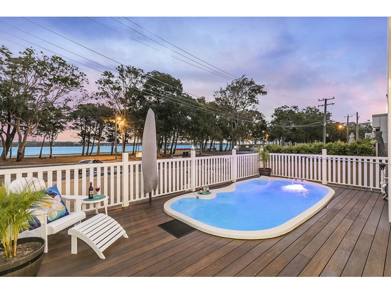 13 Sylvan Beach Esplanade, Bribie Island QLD 4507