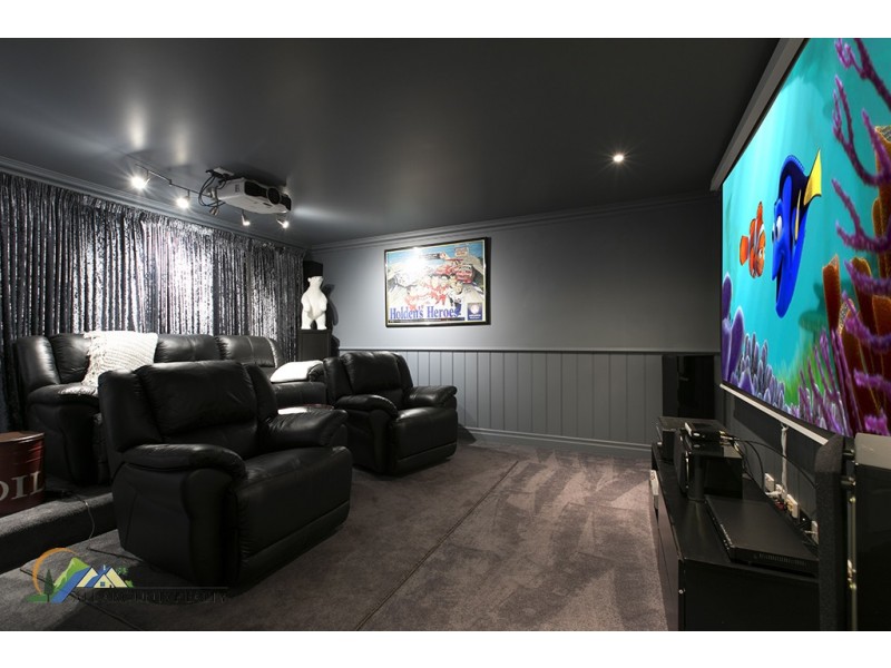 13 Sylvan Beach Esplanade, Bribie Island QLD 4507