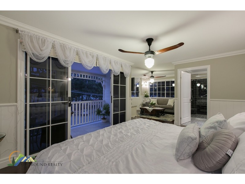 13 Sylvan Beach Esplanade, Bribie Island QLD 4507